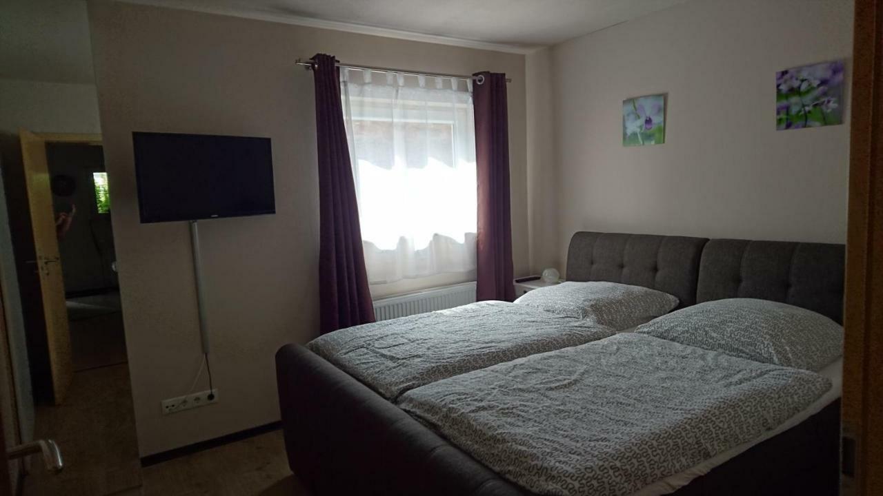Ferienwohnung Loreley Weisel Екстериор снимка